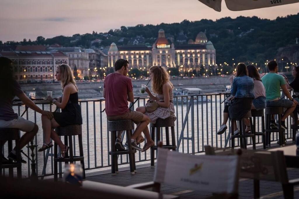 Luxurious Studio Located In The Heart Of Budapest Eksteriør billede